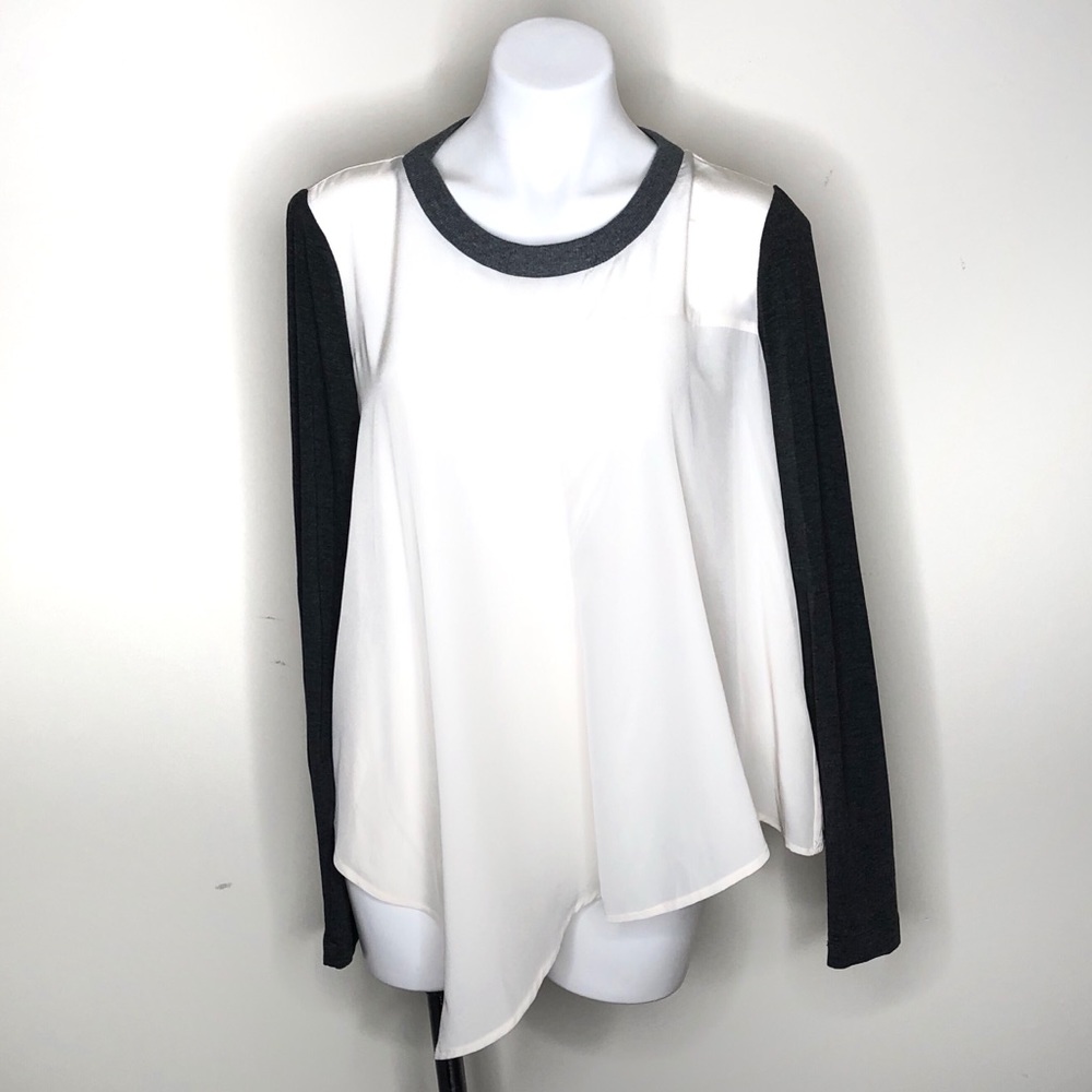 Elizabeth and James Silk White Grey Blouse Size Medium